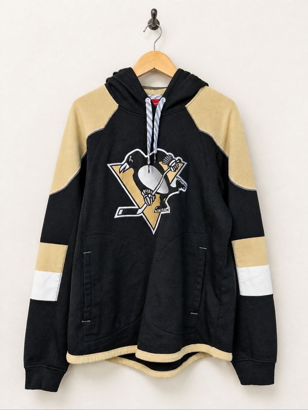 Reebok NHL Pittsburgh Penguins Face Off Lace-Up Hoodie Sweatshirt Medium